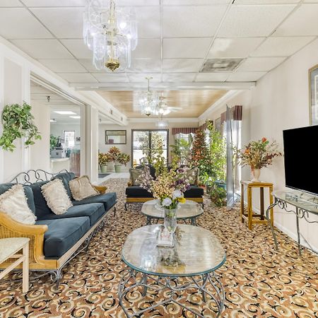 Oyo Hotel Grenada West Dış mekan fotoğraf