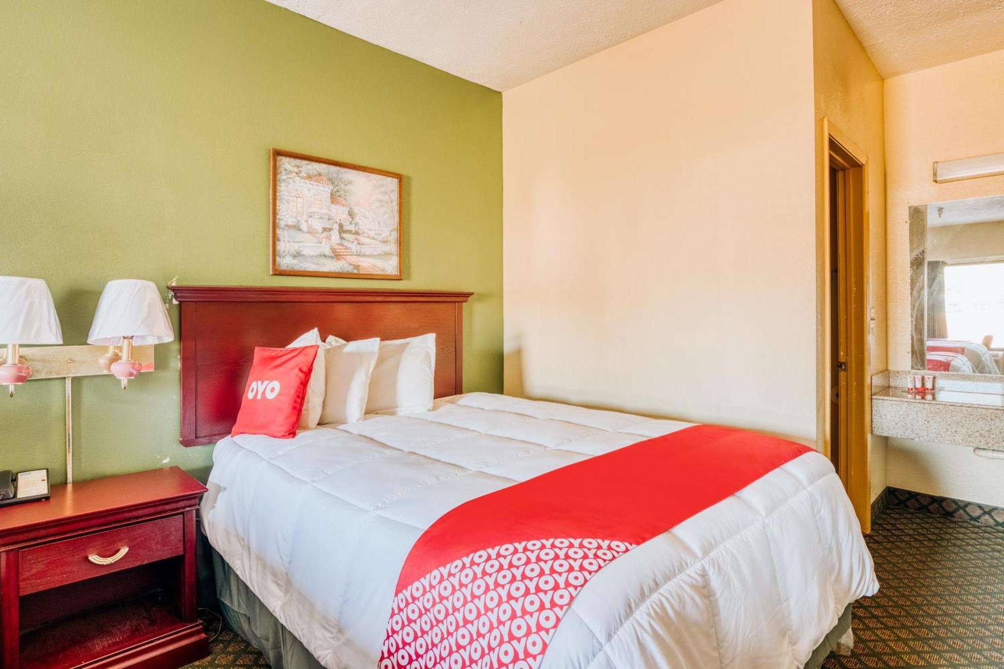 Oyo Hotel Grenada West Dış mekan fotoğraf