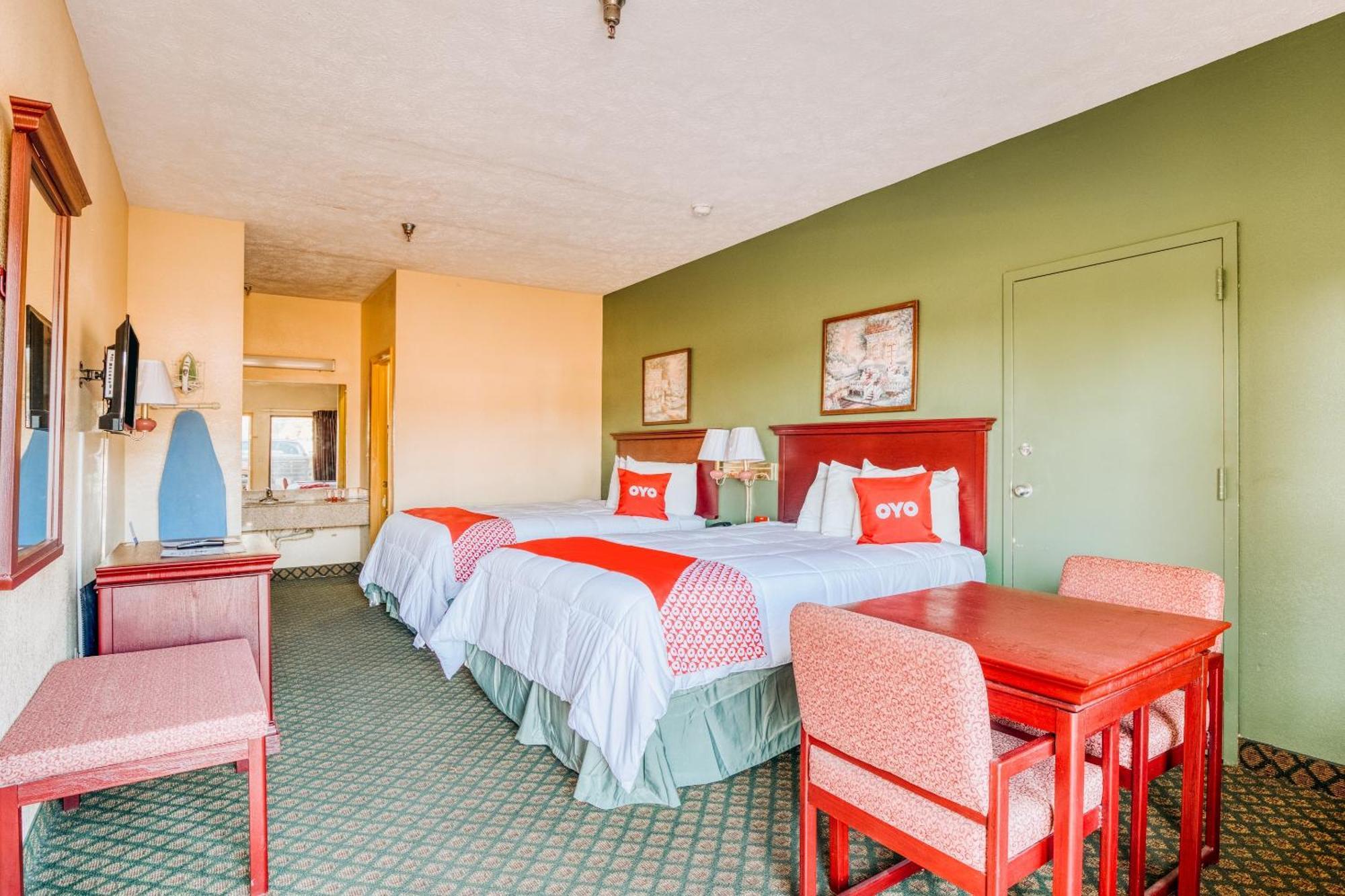 Oyo Hotel Grenada West Dış mekan fotoğraf