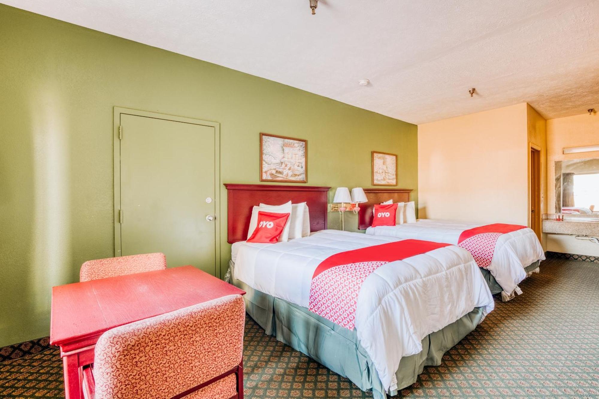 Oyo Hotel Grenada West Dış mekan fotoğraf